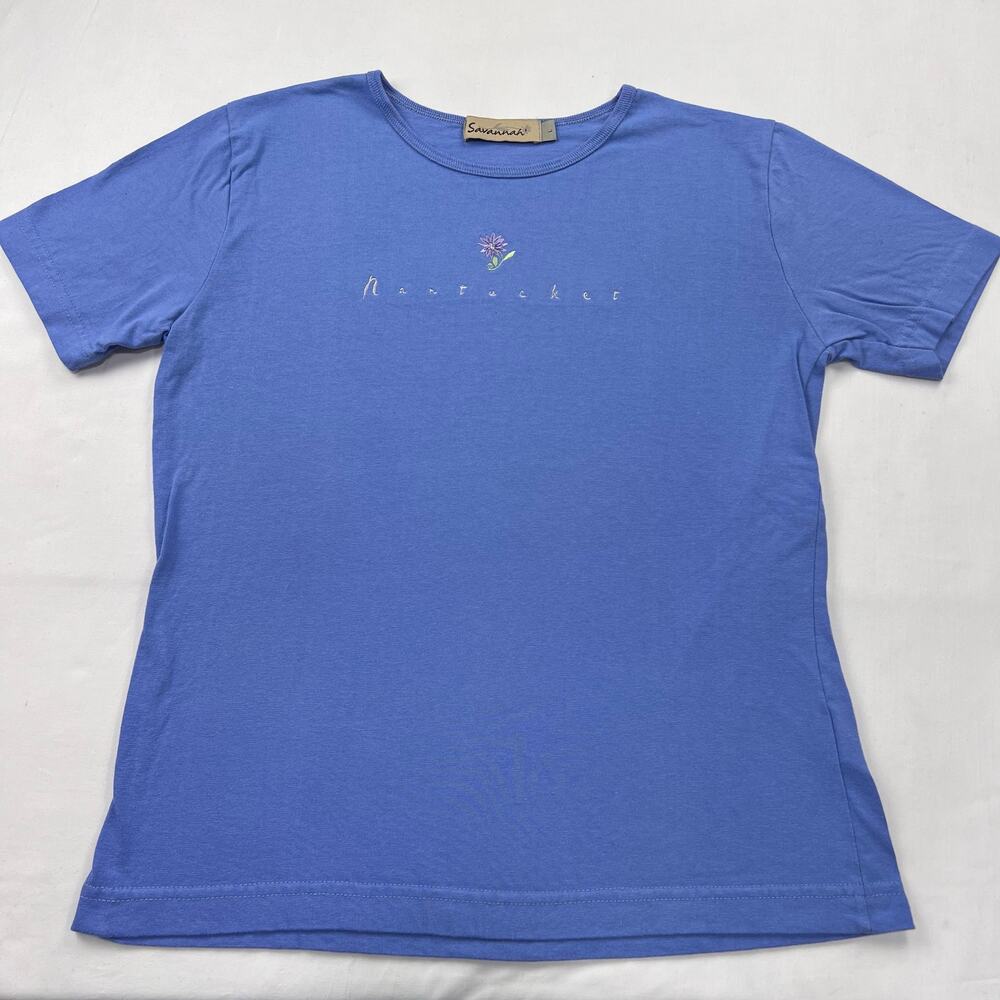 Savannah Nantucket Vintage T-shirt PurpleWomen's size Large Embroidered Flower